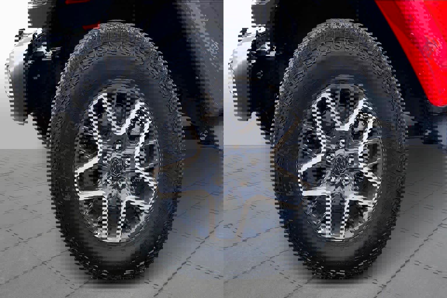 Used 2024 Jeep Wrangler Sahara w/ Safety Group image 10