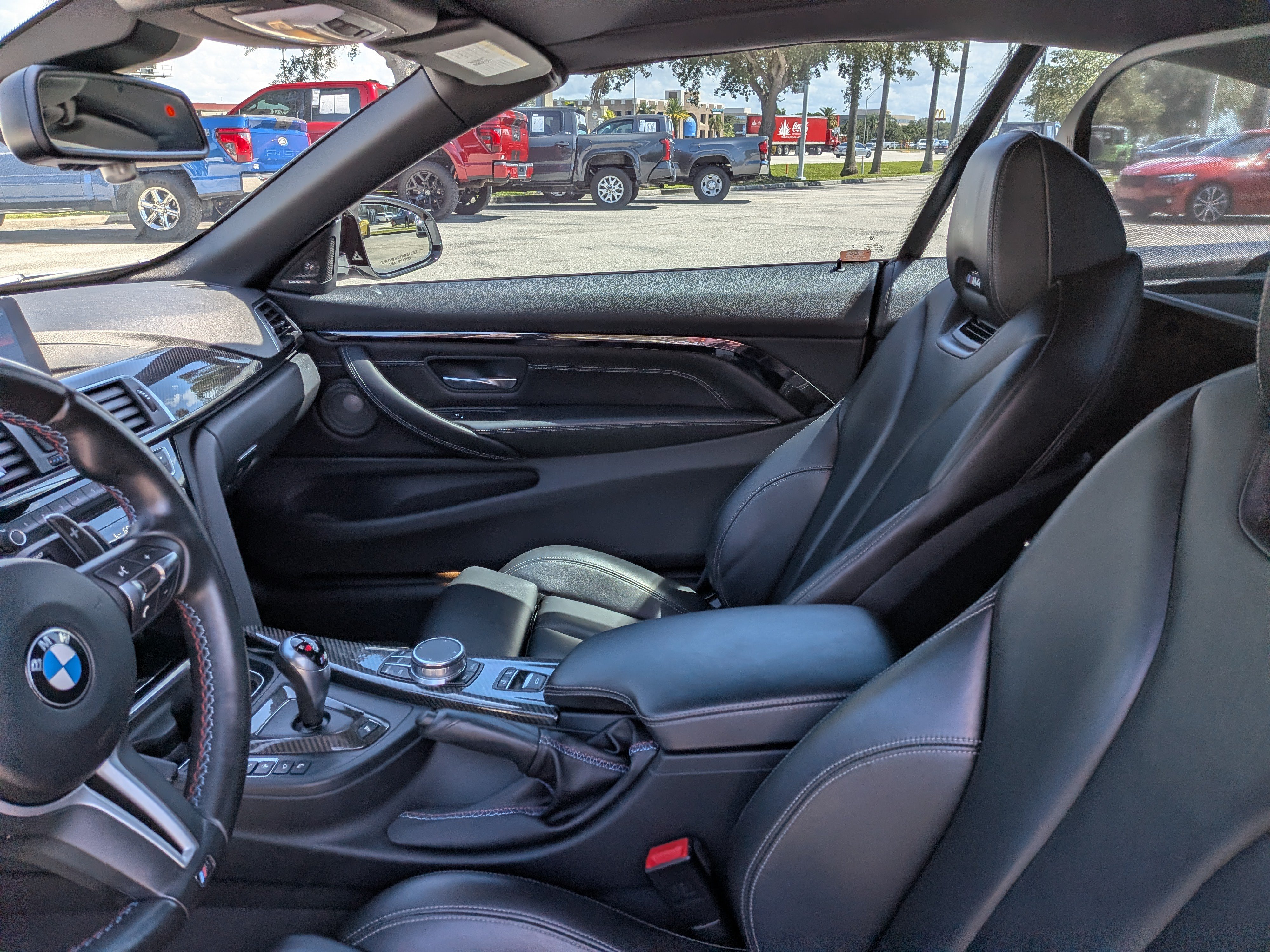 Used 2018 BMW M4 Convertible RWD image 17