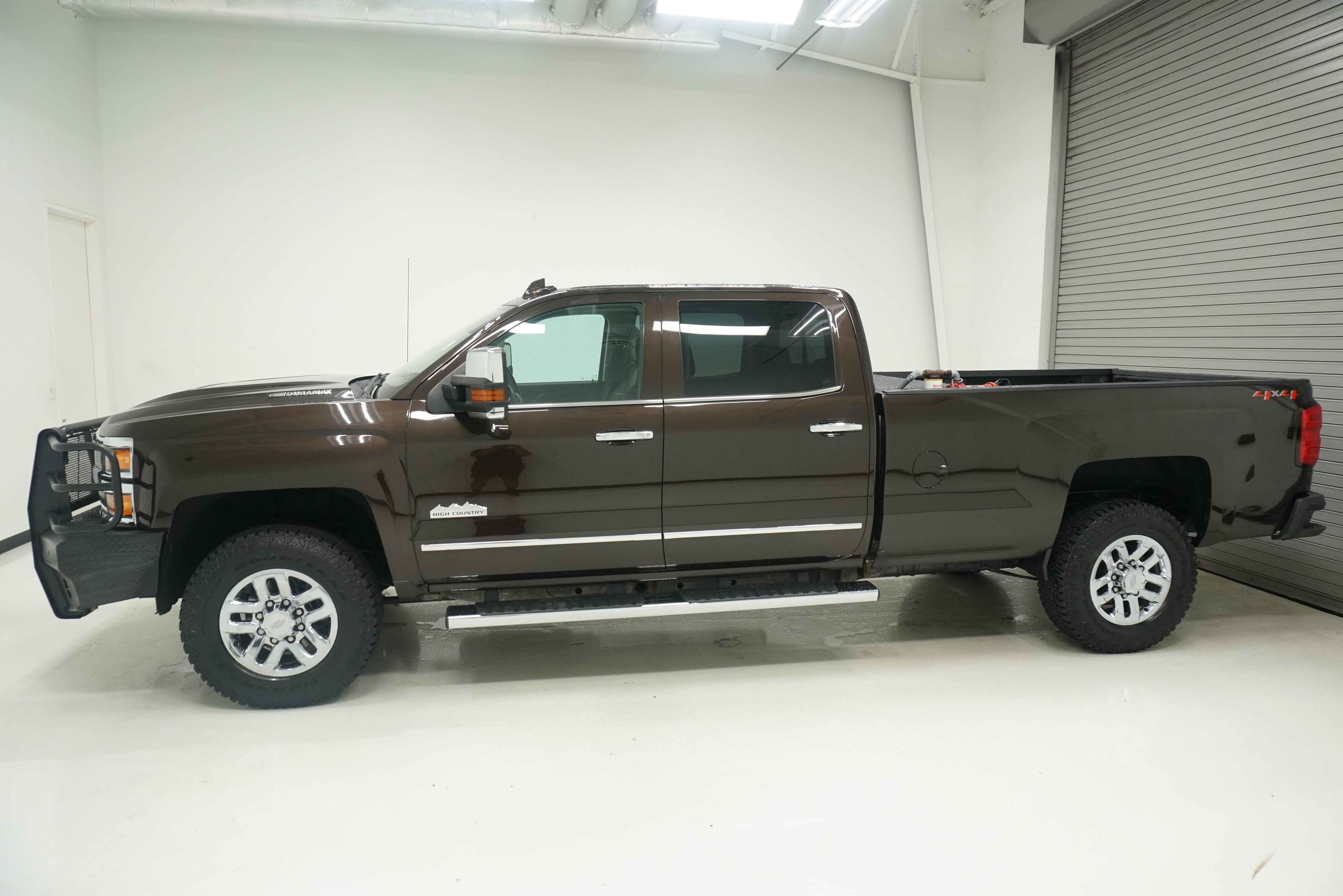 Used 2018 Chevrolet Silverado 3500 High Country w/ Duramax Plus Package AWD/4WD image 6