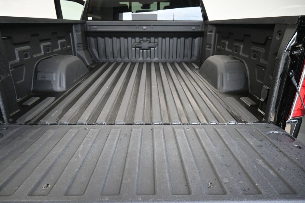 Used 2024 Chevrolet Silverado 1500 LTZ w/ Technology Package AWD/4WD image 23
