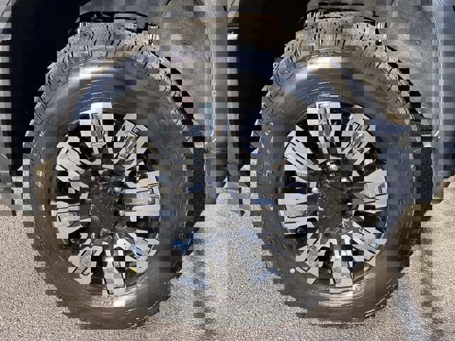 Used 2024 GMC Sierra 2500 Denali w/ Denali Reserve Package image 12