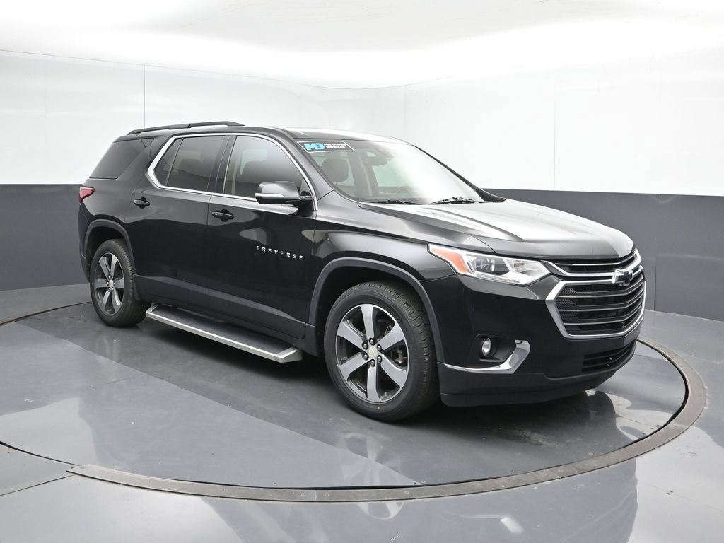 Used 2020 Chevrolet Traverse LT w/ LT Premium Package FWD image 7