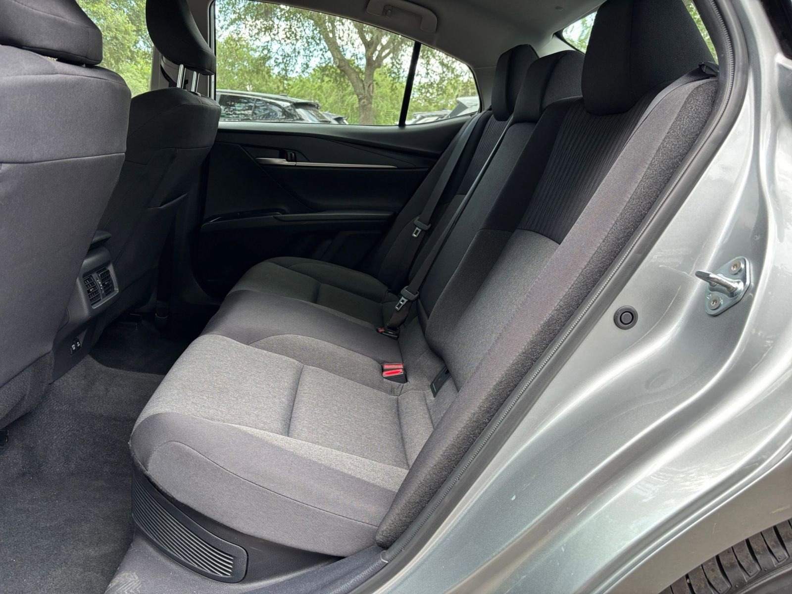Used 2025 Toyota Camry LE FWD image 23