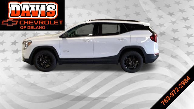 Used 2023 GMC Terrain AT4 w/ Tech Package AWD/4WD image 3