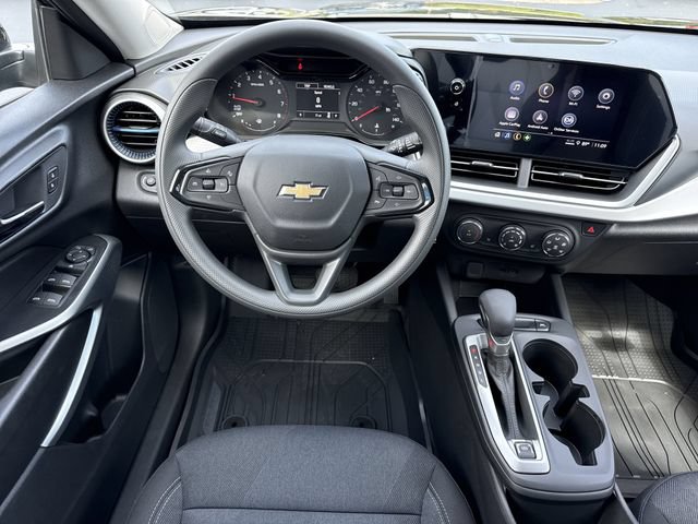 New 2026 Chevrolet Trax LS w/ LS Convenience Package FWD image 13