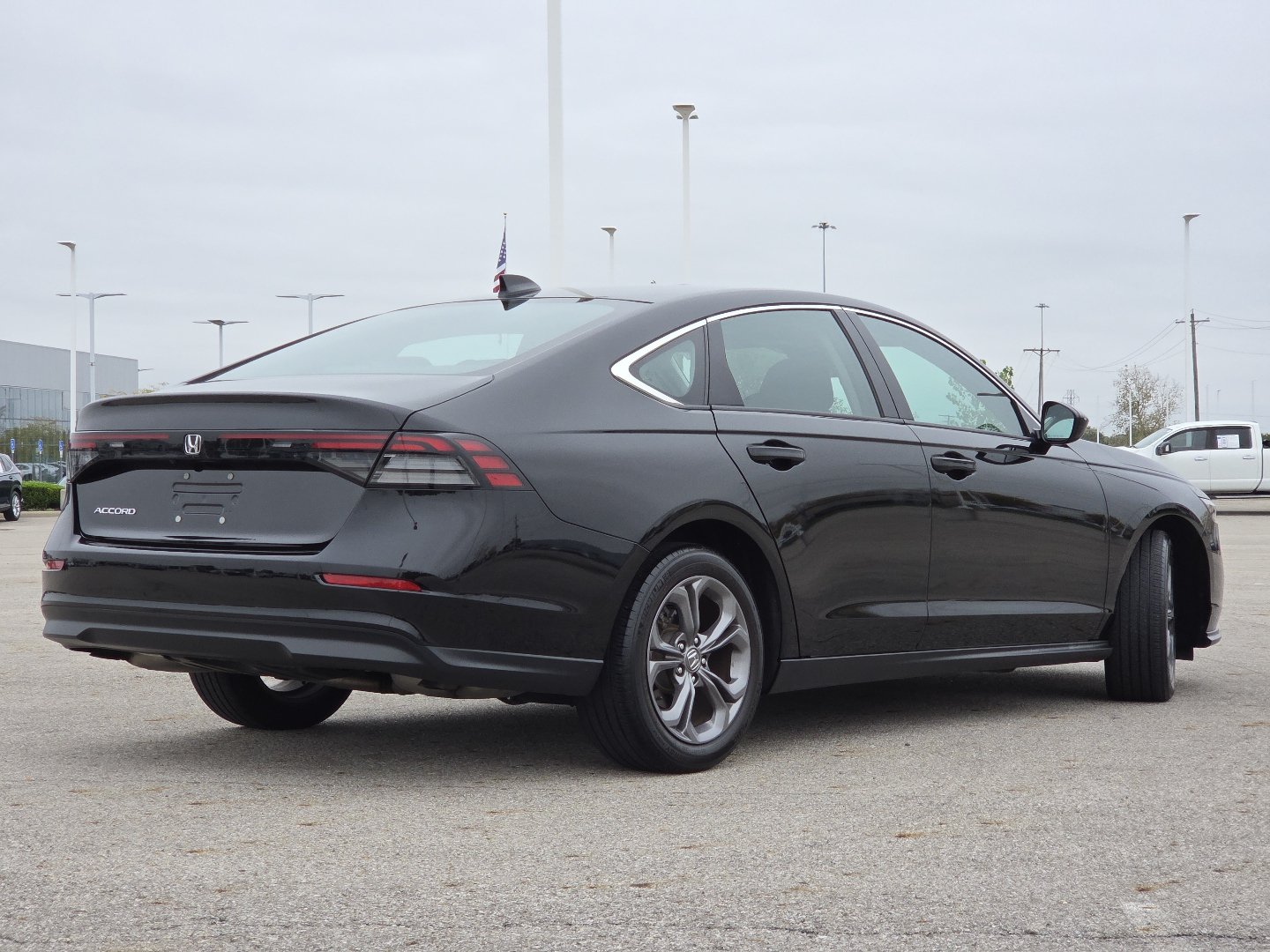Used 2024 Honda Accord EX image 17