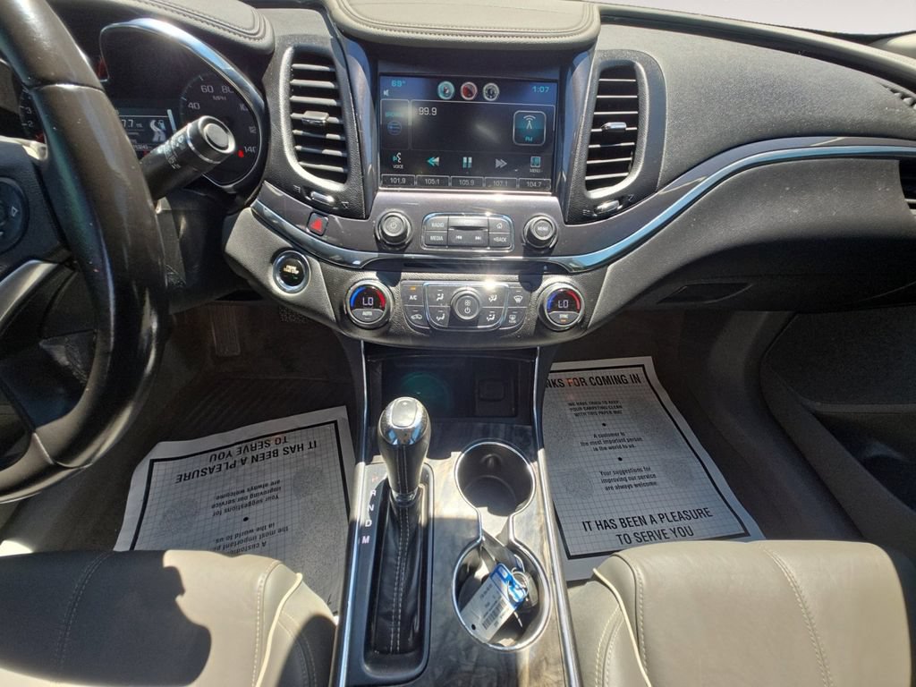 Used 2015 Chevrolet Impala LTZ FWD image 11