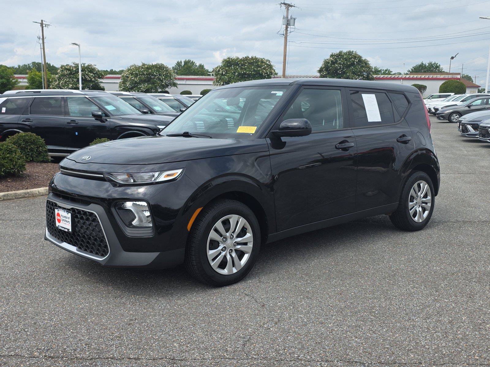 Used 2021 Kia Soul LX FWD image 3