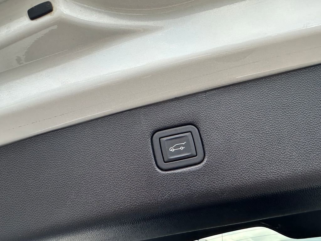 Used 2023 Chevrolet Blazer LT w/ Convenience Package image 28