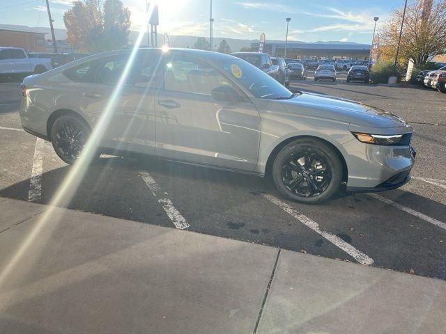 New 2025 Honda Accord SE image 5