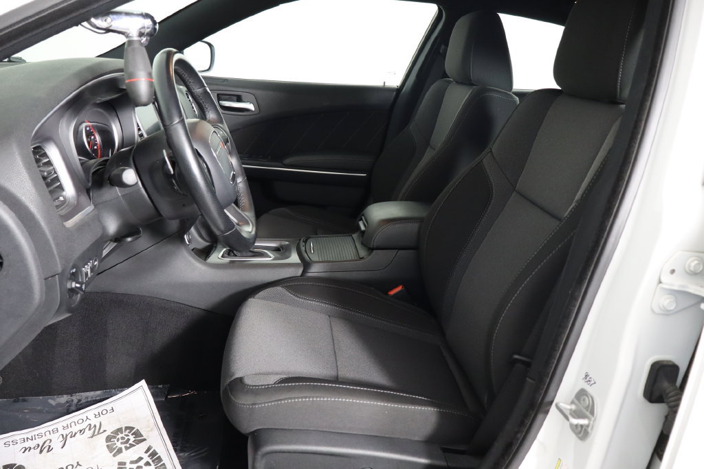 Used 2020 Dodge Charger SXT AWD/4WD image 7