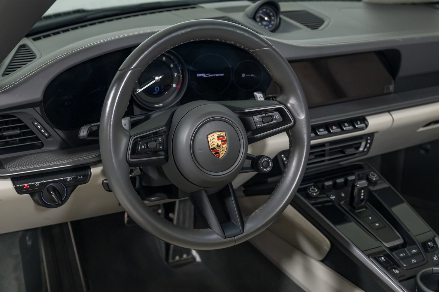Used 2022 Porsche 911 Carrera RWD image 22