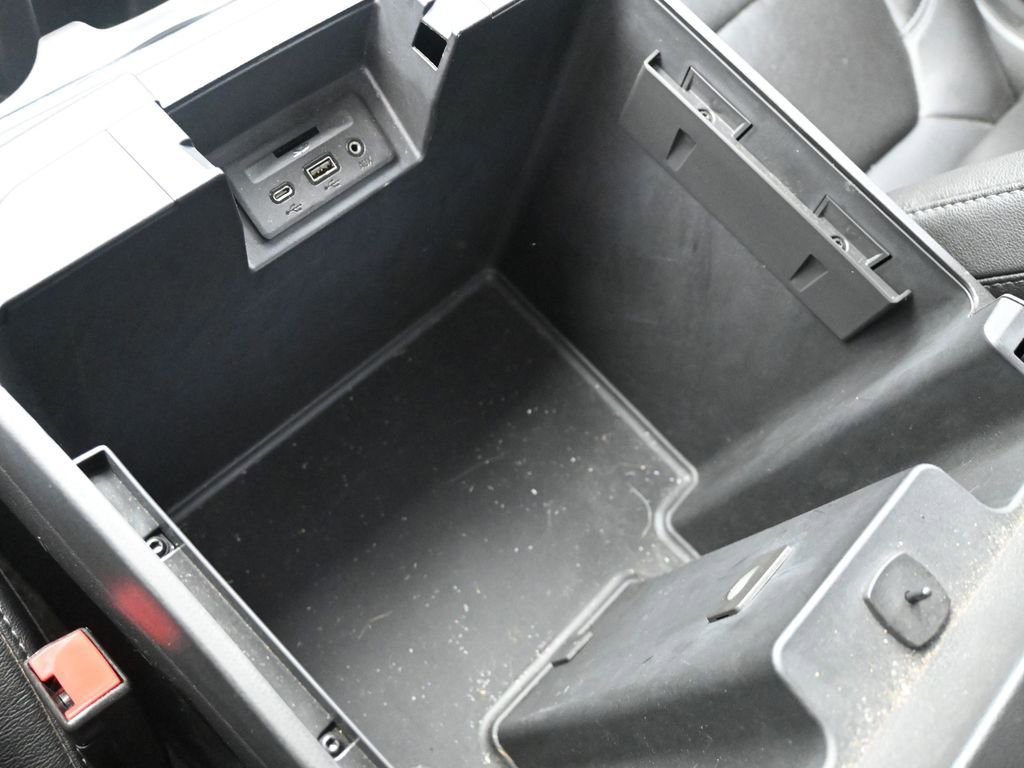 Used 2019 GMC Sierra 1500 SLT w/ SLT Premium Package image 52