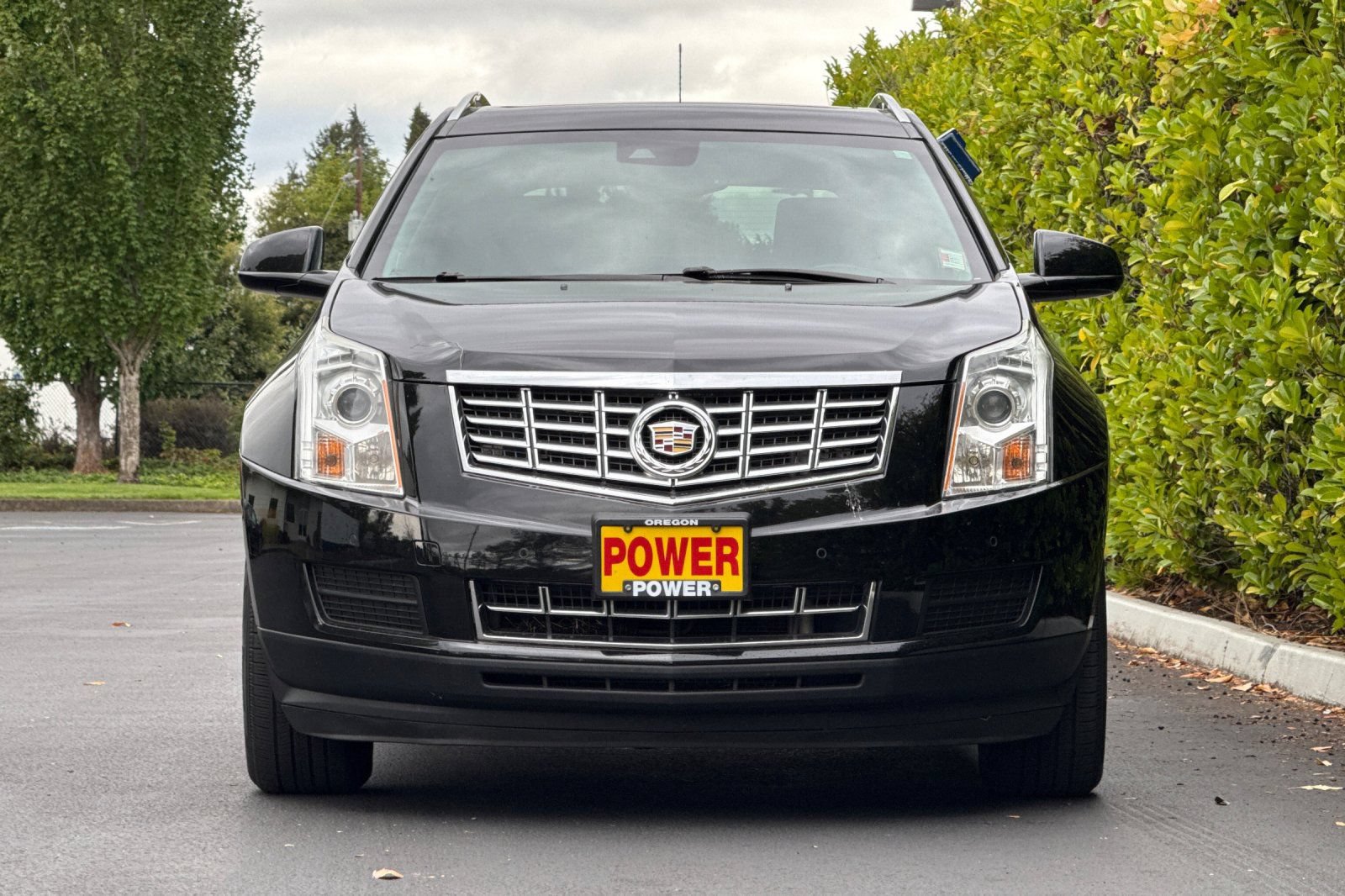 Used 2016 Cadillac SRX Luxury w/ Driver Awareness Package FWD image 9