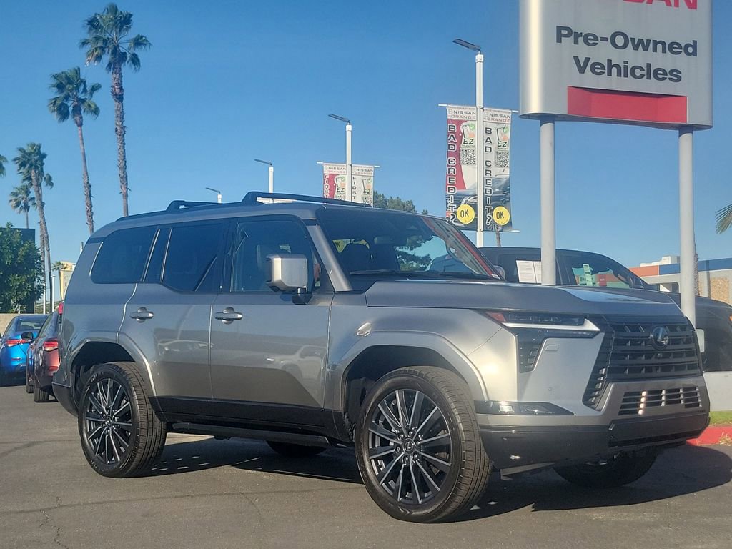 Used 2024 Lexus GX 550 w/ Accessory Package (31) image 35