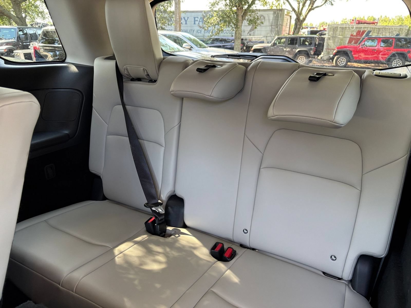 Used 2026 Nissan Pathfinder SL FWD image 30