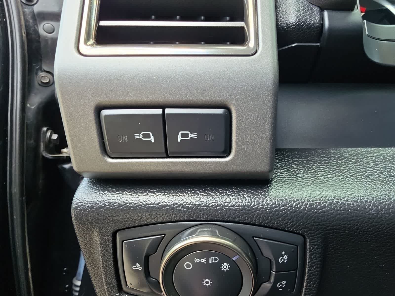 Used 2019 Ford F150 Raptor w/ Equipment Group 802A Luxury AWD/4WD image 24