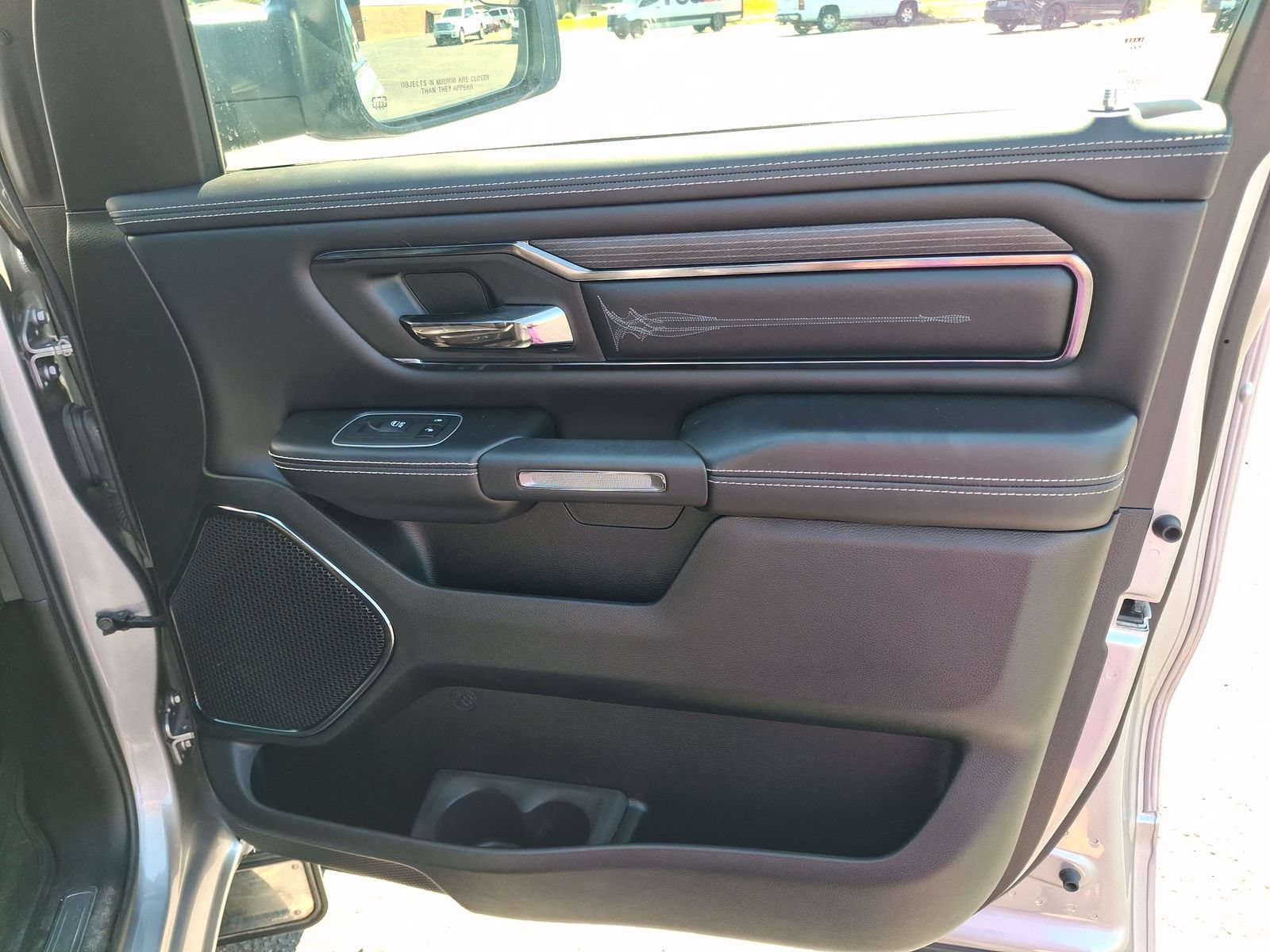 Used 2022 RAM 1500 Limited AWD/4WD image 21