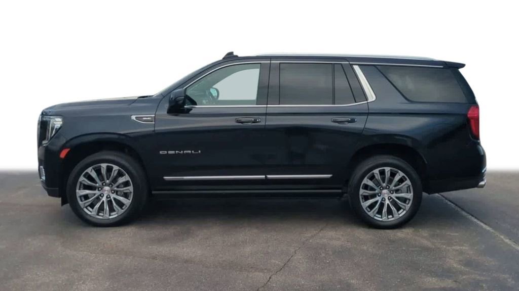 Used 2021 GMC Yukon Denali w/ Denali Premium Package image 6