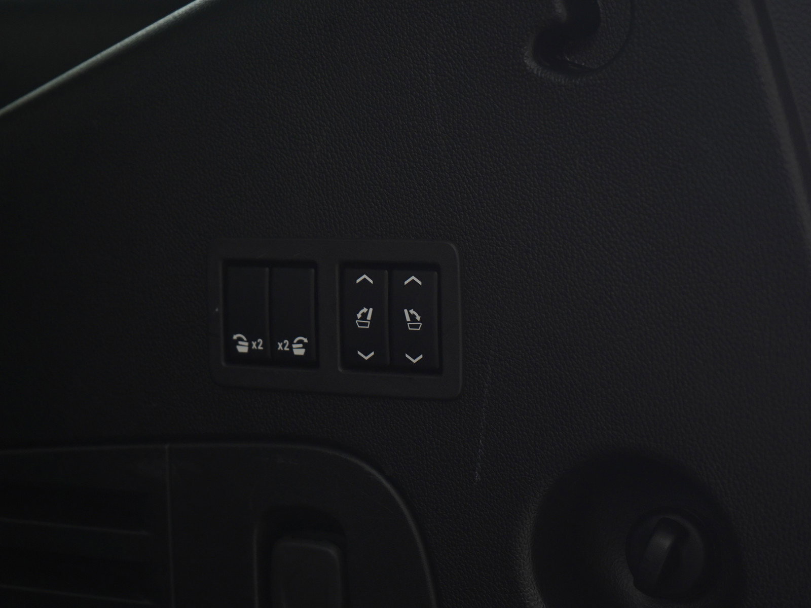 Used 2019 Chevrolet Tahoe Premier image 12