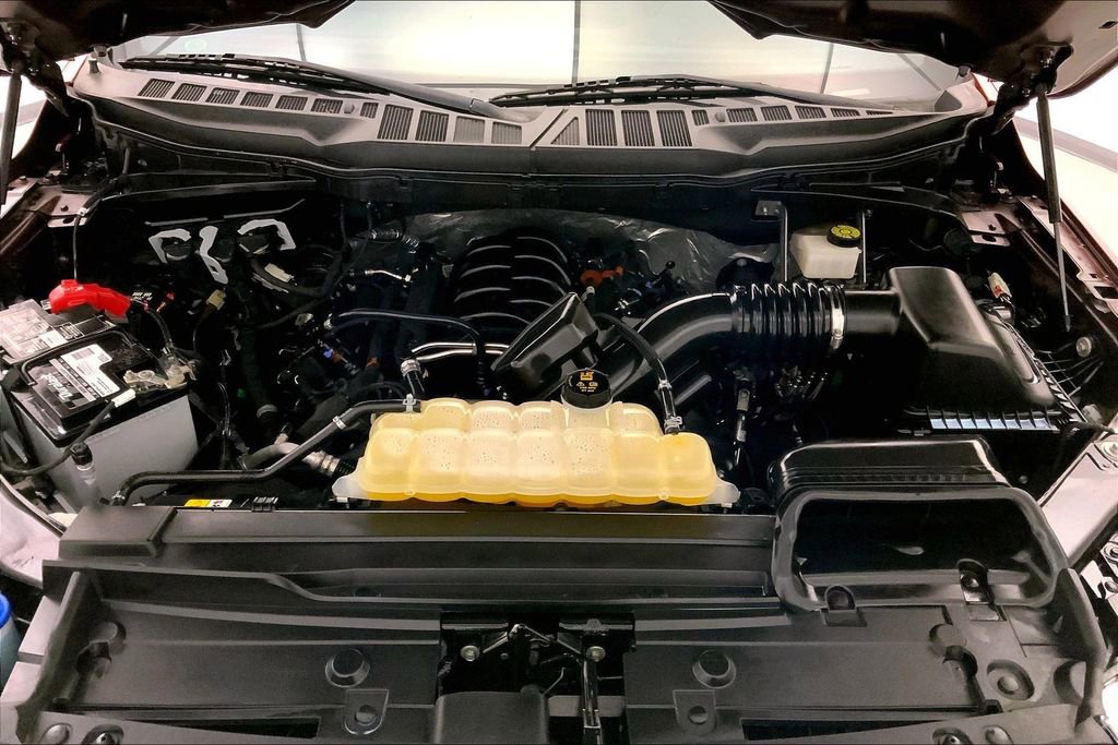 Used 2021 Ford F150 XLT w/ Equipment Group 302A High image 9