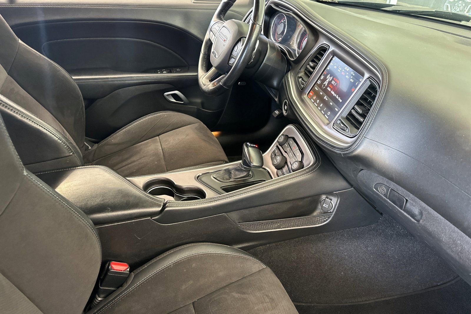 Used 2022 Dodge Challenger GT w/ Plus Package image 15