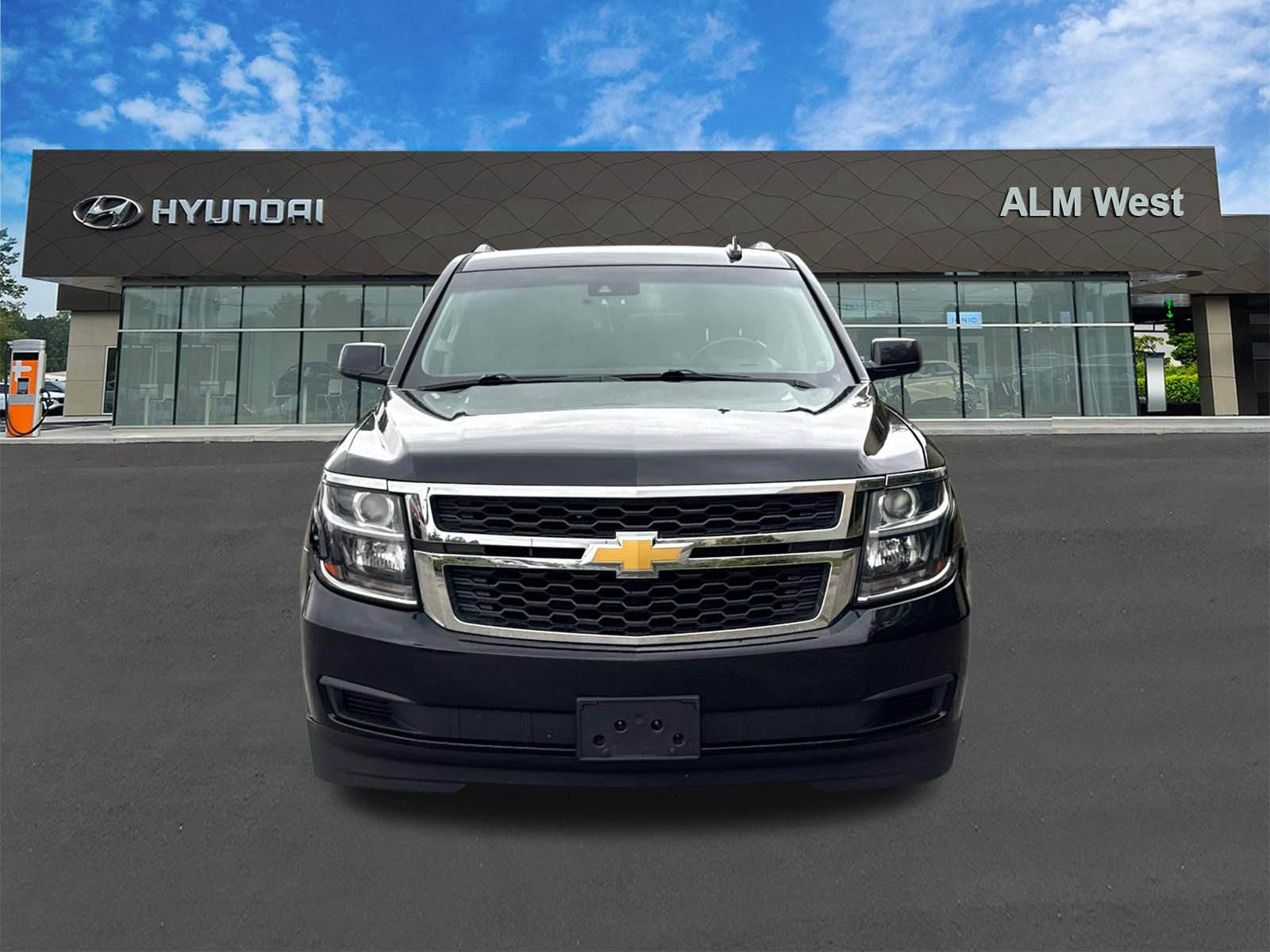 Used 2018 Chevrolet Suburban LT AWD/4WD video 2
