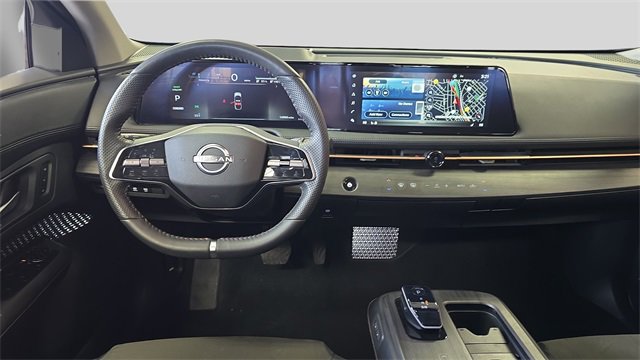 Used 2023 Nissan Ariya AWD image 9