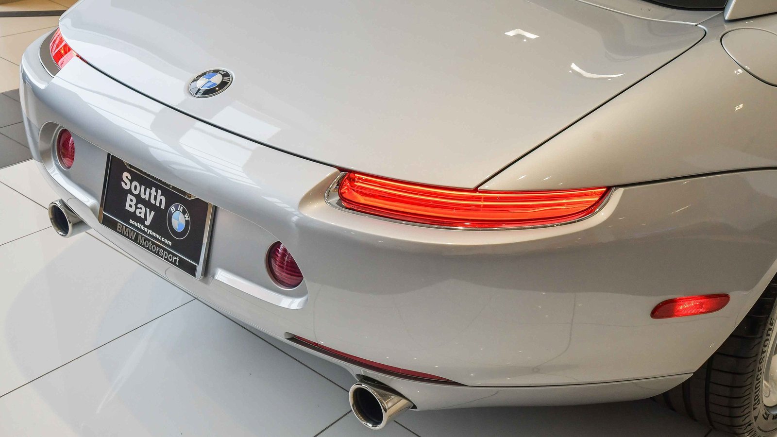 Used 2002 BMW Z8 image 9