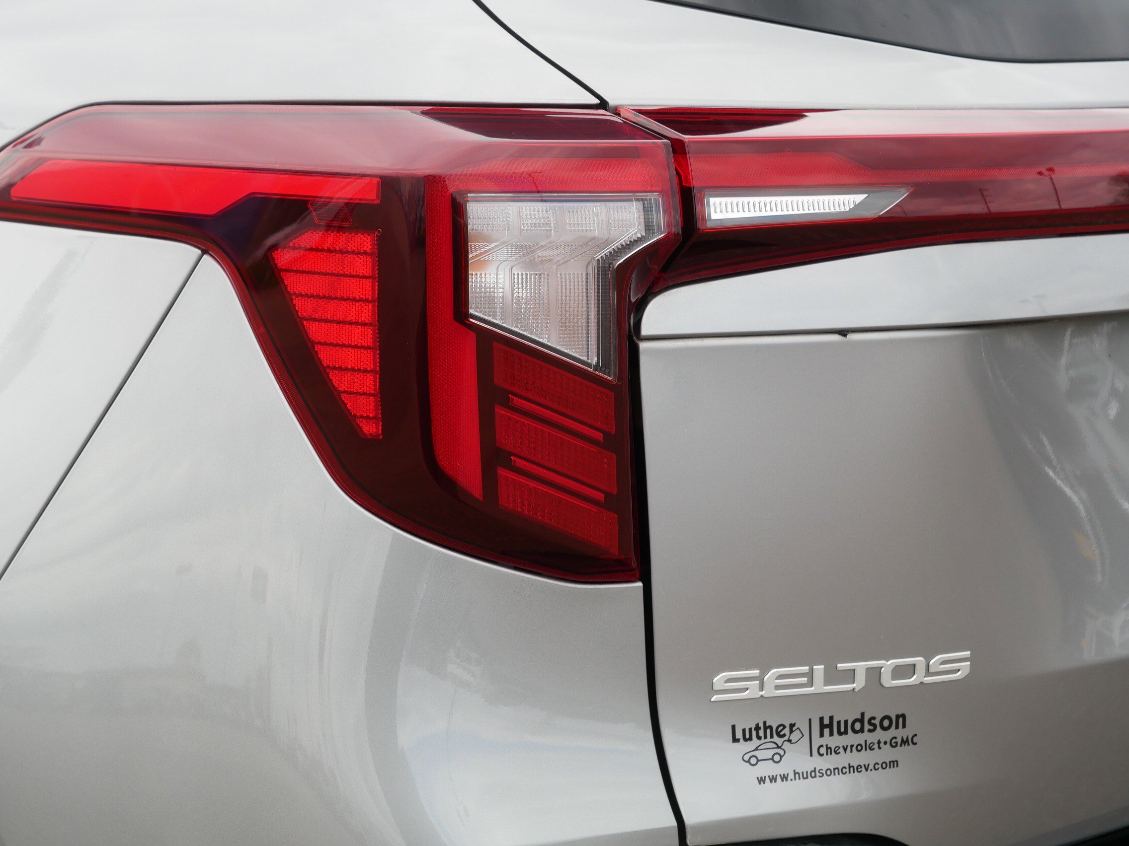 Used 2024 Kia Seltos EX AWD/4WD image 17
