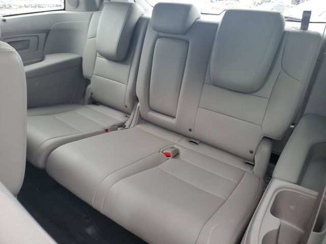 Used 2016 Honda Odyssey Touring Elite image 13