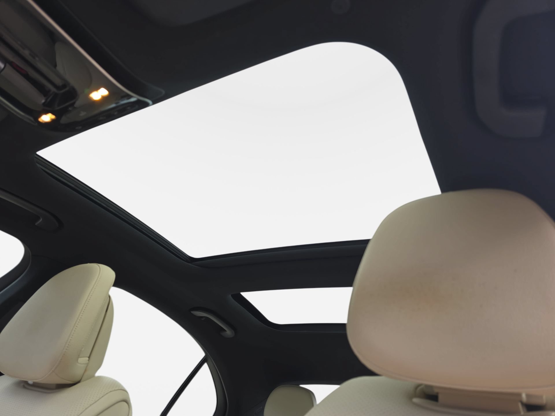 Certified 2023 Mercedes-Benz C 300 4MATIC Sedan image 28
