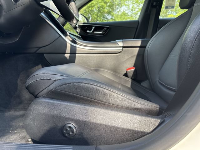 Used 2025 Mercedes-Benz C 300 4MATIC Sedan image 12