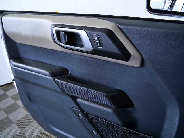 Used 2024 Ford Bronco Wildtrak AWD/4WD image 29