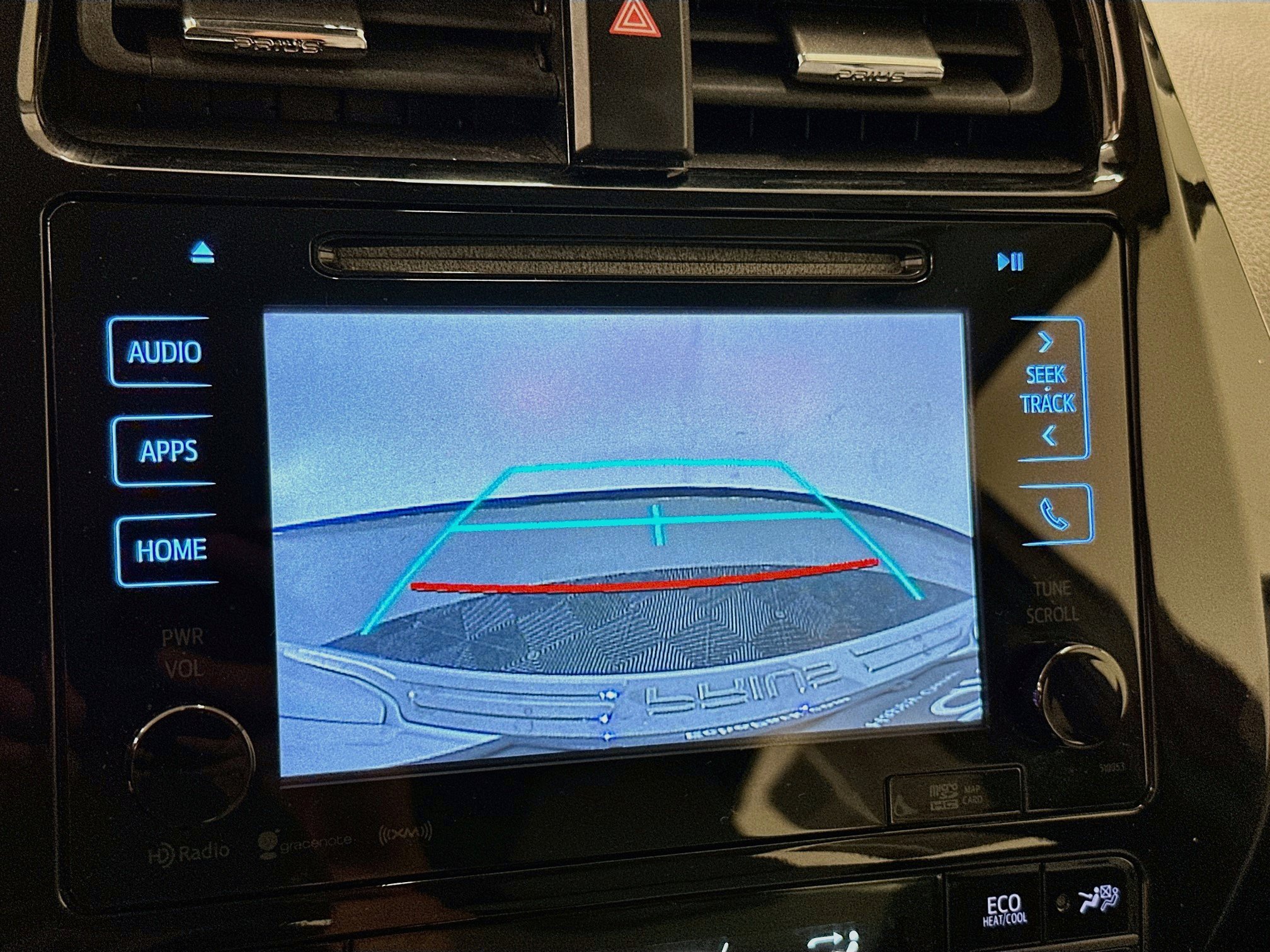 Used 2017 Toyota Prius Three Touring w/ Carpet Mat Package FWD image 23