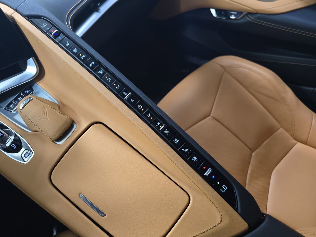 Used 2022 Chevrolet Corvette Stingray Preferred Cpe w/ 2LT RWD image 19