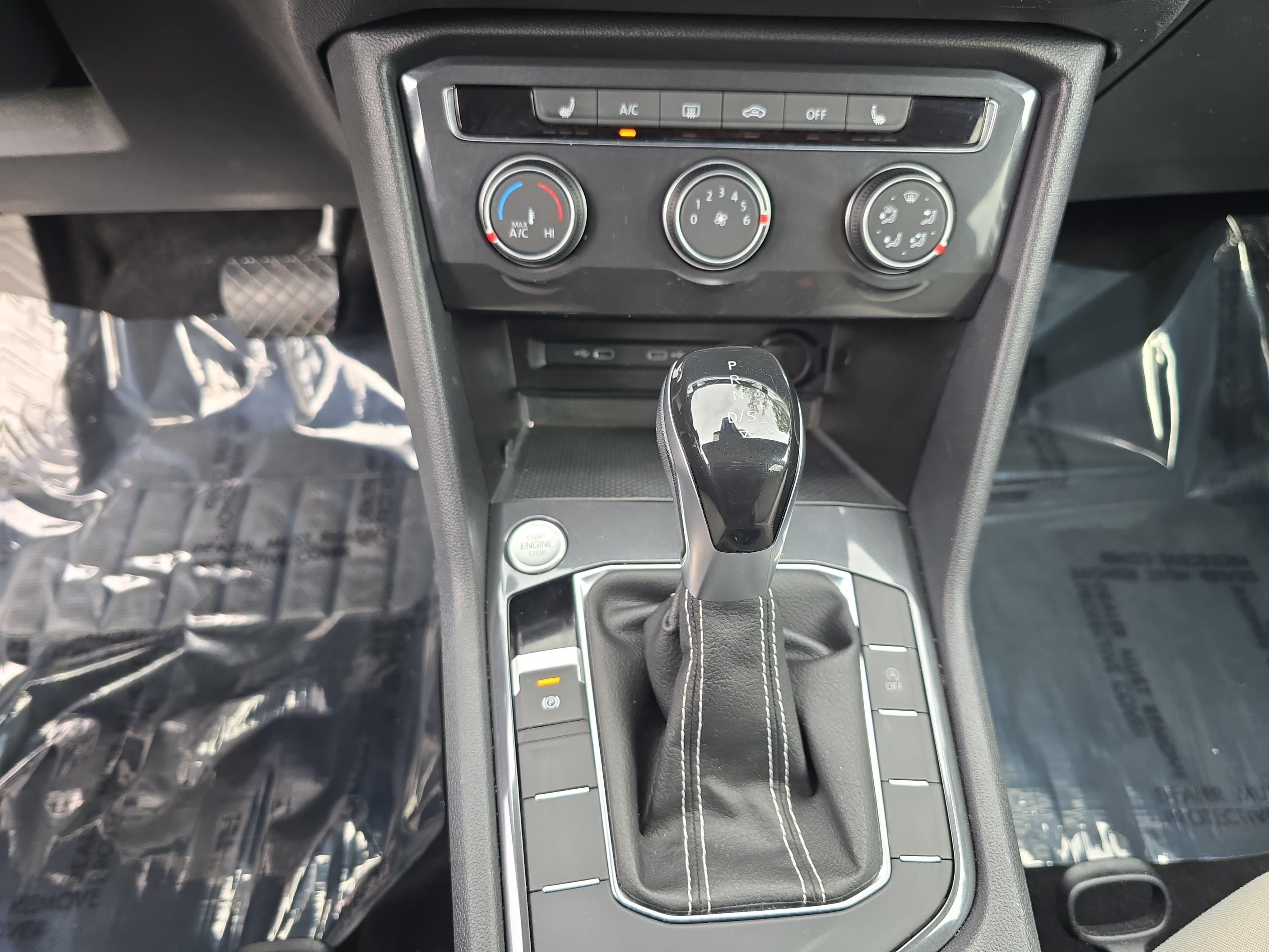 Used 2022 Volkswagen Tiguan S FWD image 24