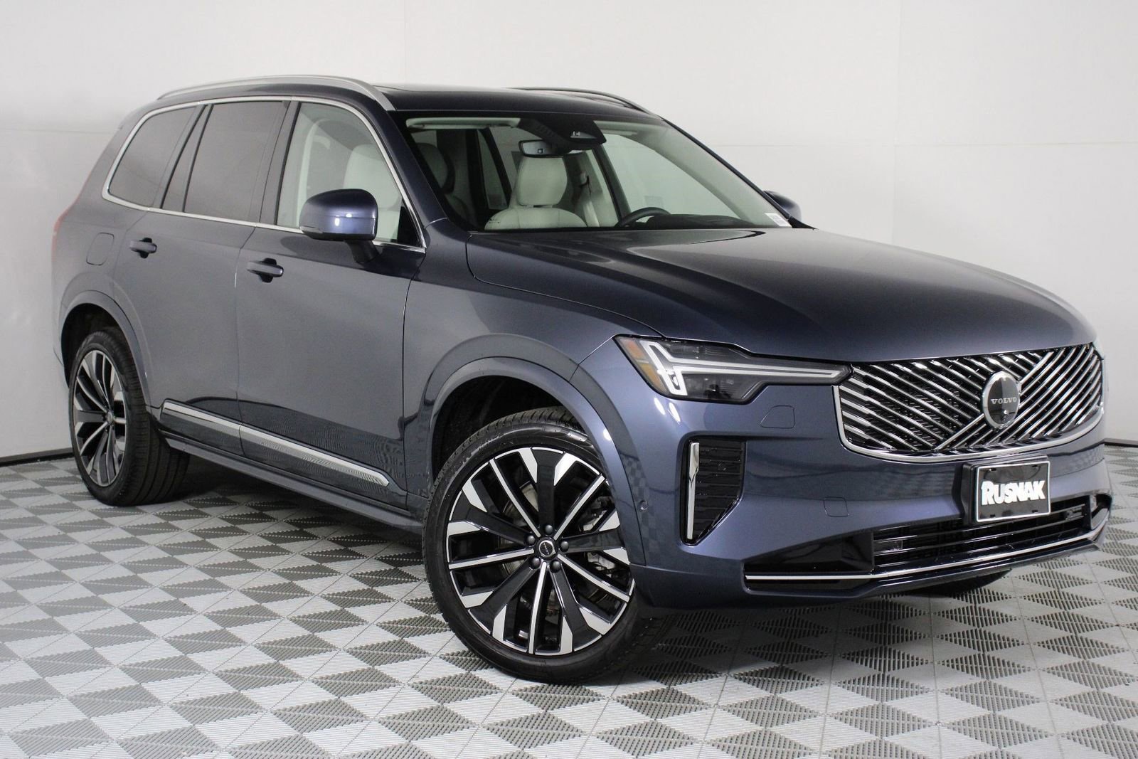 New 2026 Volvo XC90 B6 Ultra image 19