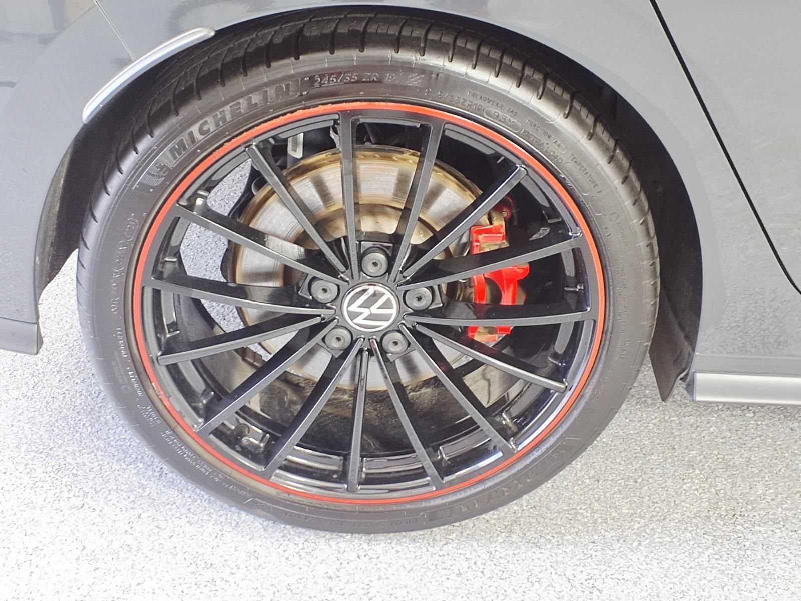 Used 2023 Volkswagen GTI 40th Anniversary Edition FWD image 5