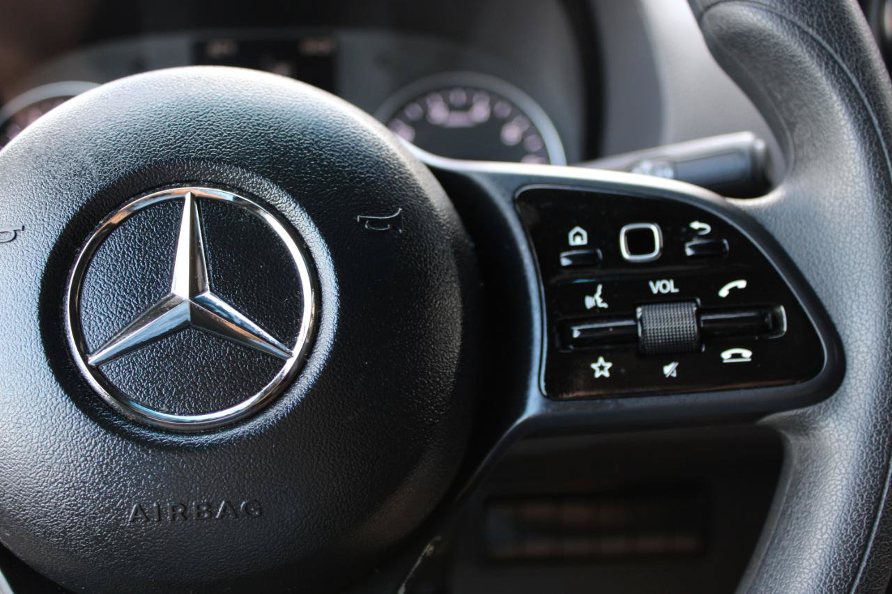 Used 2023 Mercedes-Benz Sprinter 2500 image 23