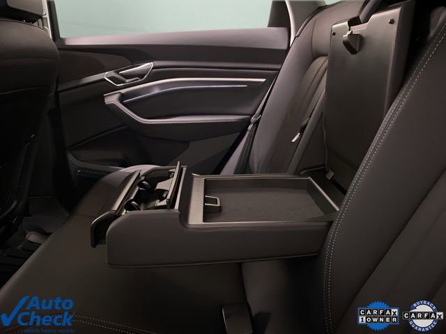 Used 2023 Audi e-tron Premium Plus w/ Premium Plus Package image 72