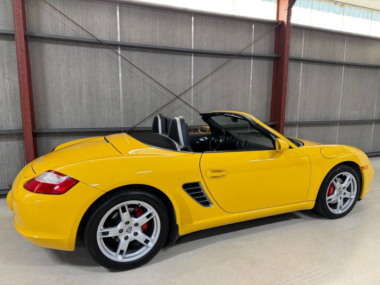 Used 2005 Porsche Boxster S RWD image 37