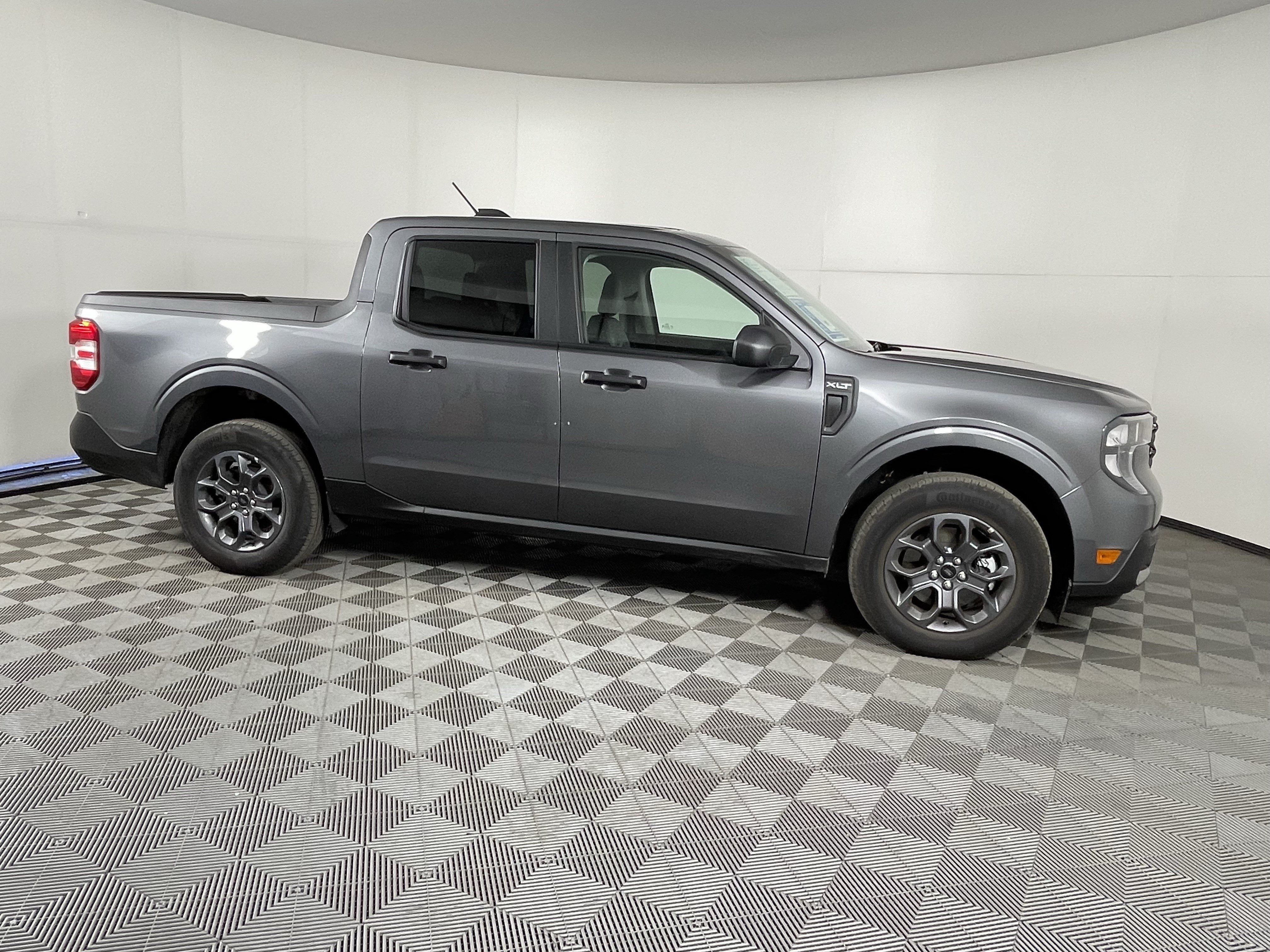 Used 2026 Ford Maverick XLT w/ 4K Tow Package AWD/4WD image 6
