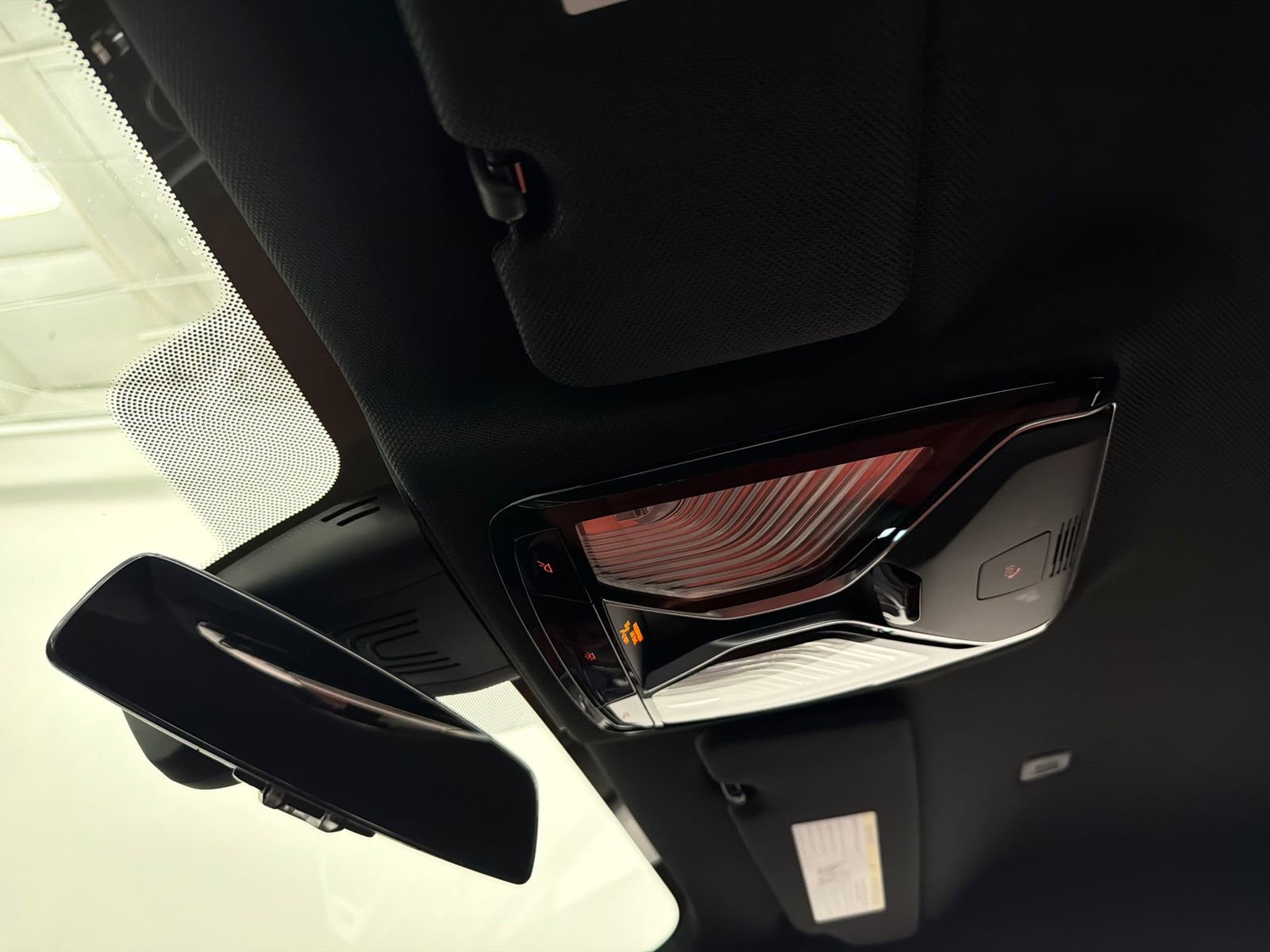 Used 2025 BMW M850i xDrive Coupe w/ M Carbon Exterior Package image 46