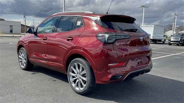 Used 2024 Buick Encore GX Avenir w/ Avenir Convenience Package image 8