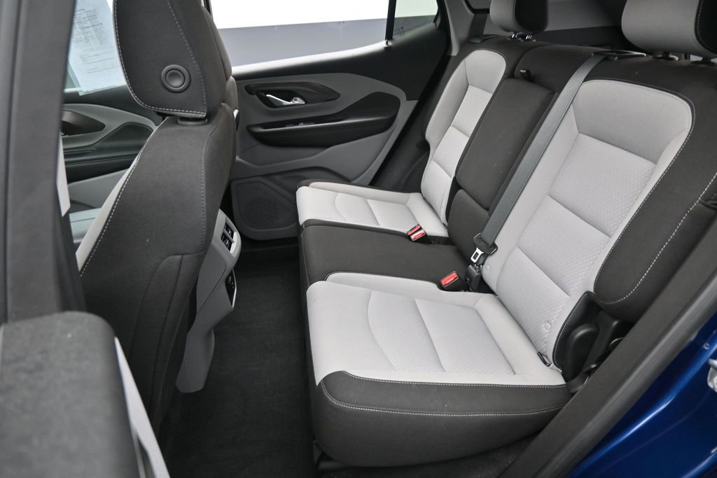 Used 2023 GMC Terrain SLE w/ Driver Convenience Package FWD image 27