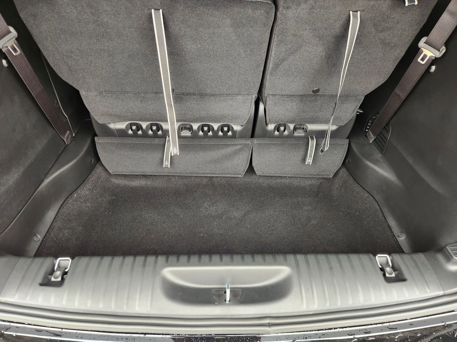 New 2026 Chrysler Pacifica Select w/ S Appearance Package image 25