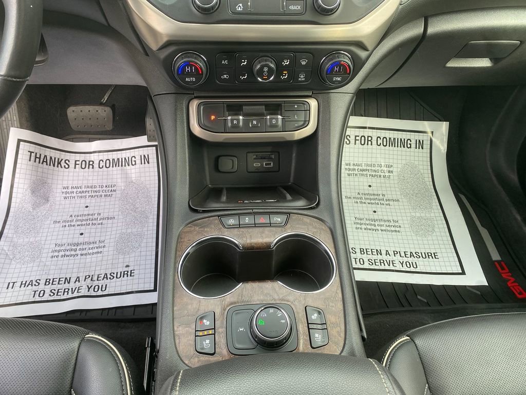 Used 2021 GMC Acadia Denali w/ Denali Ultimate Package image 22