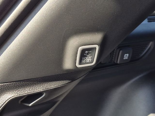 New 2026 Jeep Grand Cherokee Altitude image 10