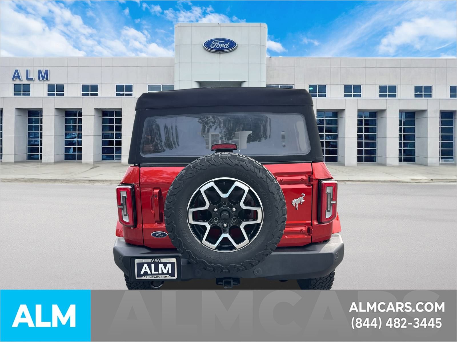 Used 2023 Ford Bronco Outer Banks image 6